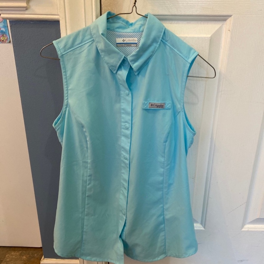 Columbia Short Sleeve shirt